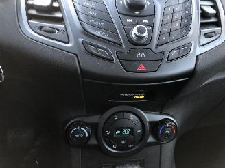 Ford Fiesta 1.6 AUTOMATIQUE picture 11