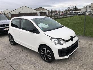 Unfallwagen Volkswagen Up! 1.0 2019/6
