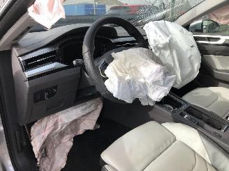 Volkswagen Arteon COMBI 1.4 HYBRIDE picture 5