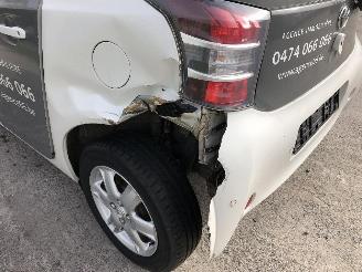 Toyota iQ 1.0 picture 14