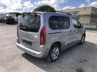 uszkodzony samochody osobowe Toyota ProAce 1.2 2024/2