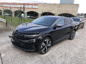 Renault Mégane E-Tech  picture 3