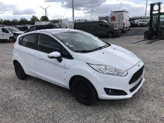 Salvage car Ford Fiesta 1.0 2016/11