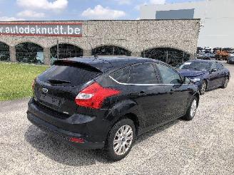 Unfallwagen Ford Focus 1.0 2014/3