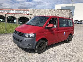 uszkodzony samochody osobowe Volkswagen Transporter MINIBUS 2.0 TDI CAAB  LRS 2011/5
