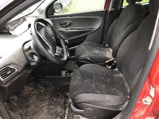 Lancia Ypsilon 0.9 TWIN AIR picture 6