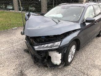 Skoda Octavia 2.0 TDI BREAK picture 7