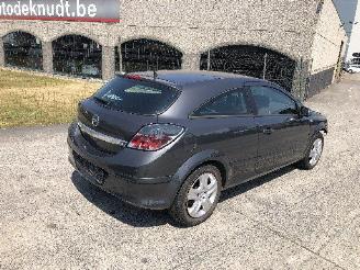 Schadeauto Opel Astra 1.7 CDTI GTC 2009/2