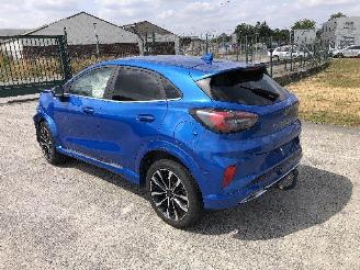 Unfallwagen Ford Puma 1.0 HYBRIDE   ST LINE 2020/10