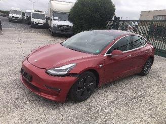 Schadeauto Tesla Model 3  2019/2