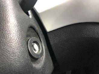 Volkswagen Up! 1.0 picture 15