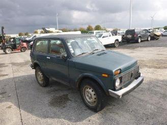 Damaged car Lada Niva 1.7 i  4x4 2002/8