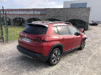 Schadeauto Peugeot 2008 1.6 HDI 2016/6