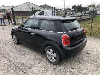 Vaurioauto  passenger cars Mini One 1.5 2018/8