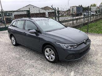 Vaurioauto  passenger cars Volkswagen Golf VIII 1.0 eTSI AUTOMATIQUE 2023/5
