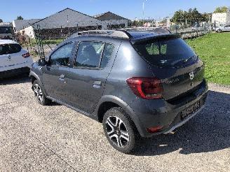 Vaurioauto  passenger cars Dacia Sandero 0.9 TURBO   STEPWAY 2018/10