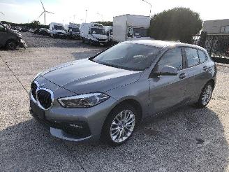 krockskadad bil auto BMW 1-serie 116 I  ADVANTAGE 2022/11