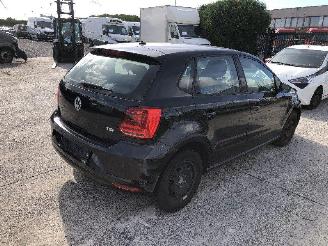 Volkswagen Polo 1.0 picture 3