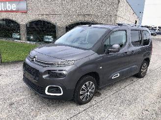 damaged passenger cars Citroën Berlingo 1.2 2018/10