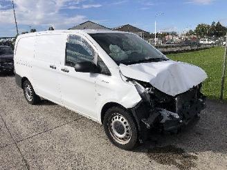 Unfallwagen Mercedes Vito e VITO 2024/9