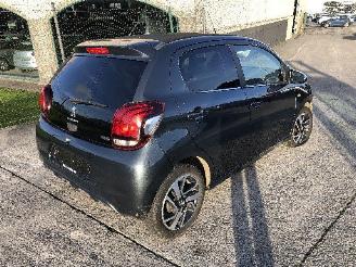 uszkodzony samochody osobowe Peugeot 108 CABRIO   1.0 2019/4