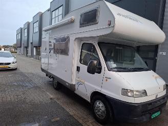 Vaurioauto  campers Hymer  swing 2000/1