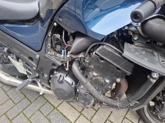 Kawasaki ZZ- R 1400  picture 15
