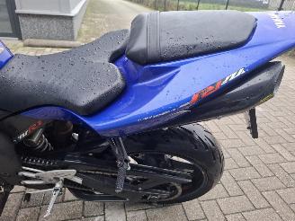 Yamaha YZF -R1  picture 4