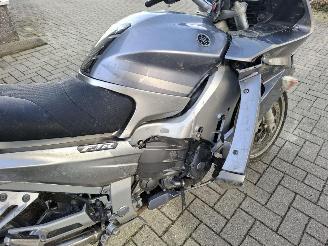 Yamaha FJR 1300  picture 10