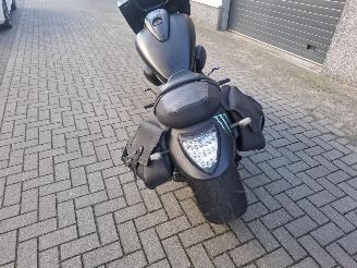 Suzuki VZR 1800 1800 intruder picture 9