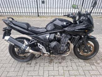 Suzuki Bandit 650  picture 2