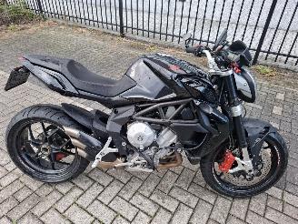 MV Agusta Brutale 675 picture 5