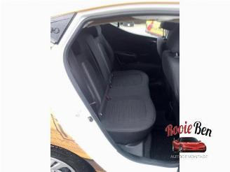 Hyundai I-10 i10, Hatchback, 2019 1.0 12V picture 32