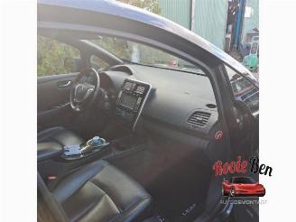 Nissan Leaf Leaf (ZE0), Hatchback, 2010 / 2017 Leaf picture 7