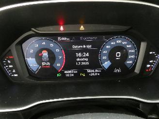 Audi Q3  picture 11