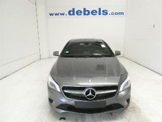 Unfallwagen Mercedes Cla-klasse ATT. VERLIES POLITIE 2017/1