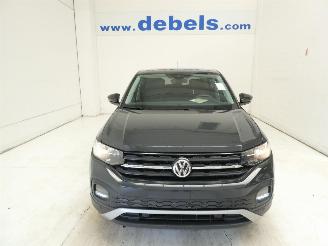 krockskadad bil auto Volkswagen T-Cross  2019/10