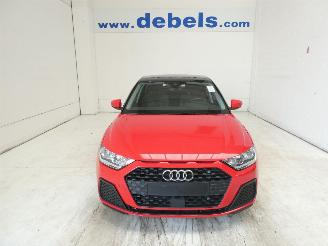 Damaged car Audi A1 SPORTBACK 2019/4