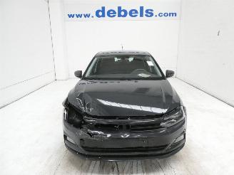 Schadeauto Volkswagen Polo TRENDLINE 2020/12