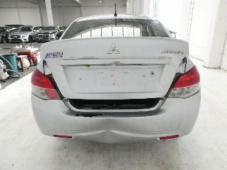 Mitsubishi Attrage  picture 6