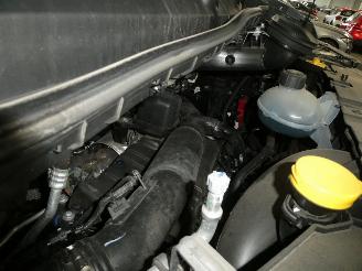 Nissan Interstar 2.0D  TEKNA picture 21