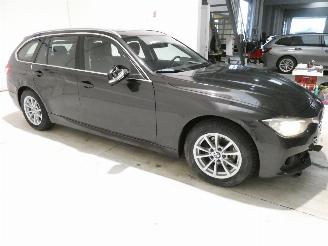 BMW 3-serie 2.0D TOURING picture 11