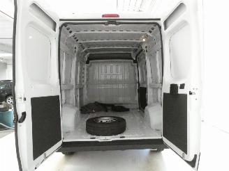 Opel Movano 2.2D picture 6