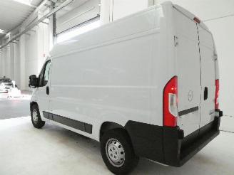 Opel Movano 2.2D picture 4