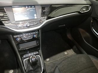 Opel Astra ELEGANCE SPORTS TOUR picture 17