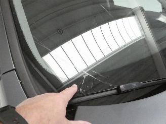 BMW X1 2.0D SDRIVE18D picture 9