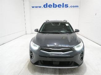 uszkodzony samochody osobowe Kia Stonic  2021/1