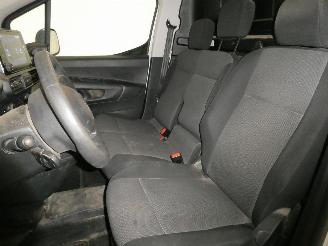 Peugeot Partner 1.5D  PREMIUM picture 15