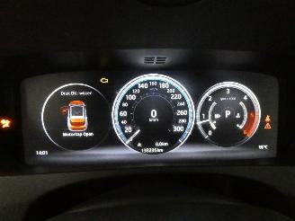 Jaguar F-Pace 2.0D R-SPORT picture 11