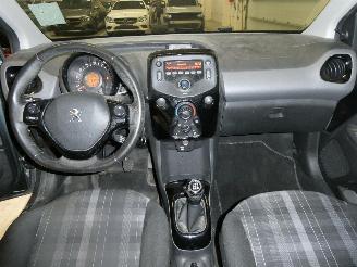 Peugeot 108 STYLE picture 20